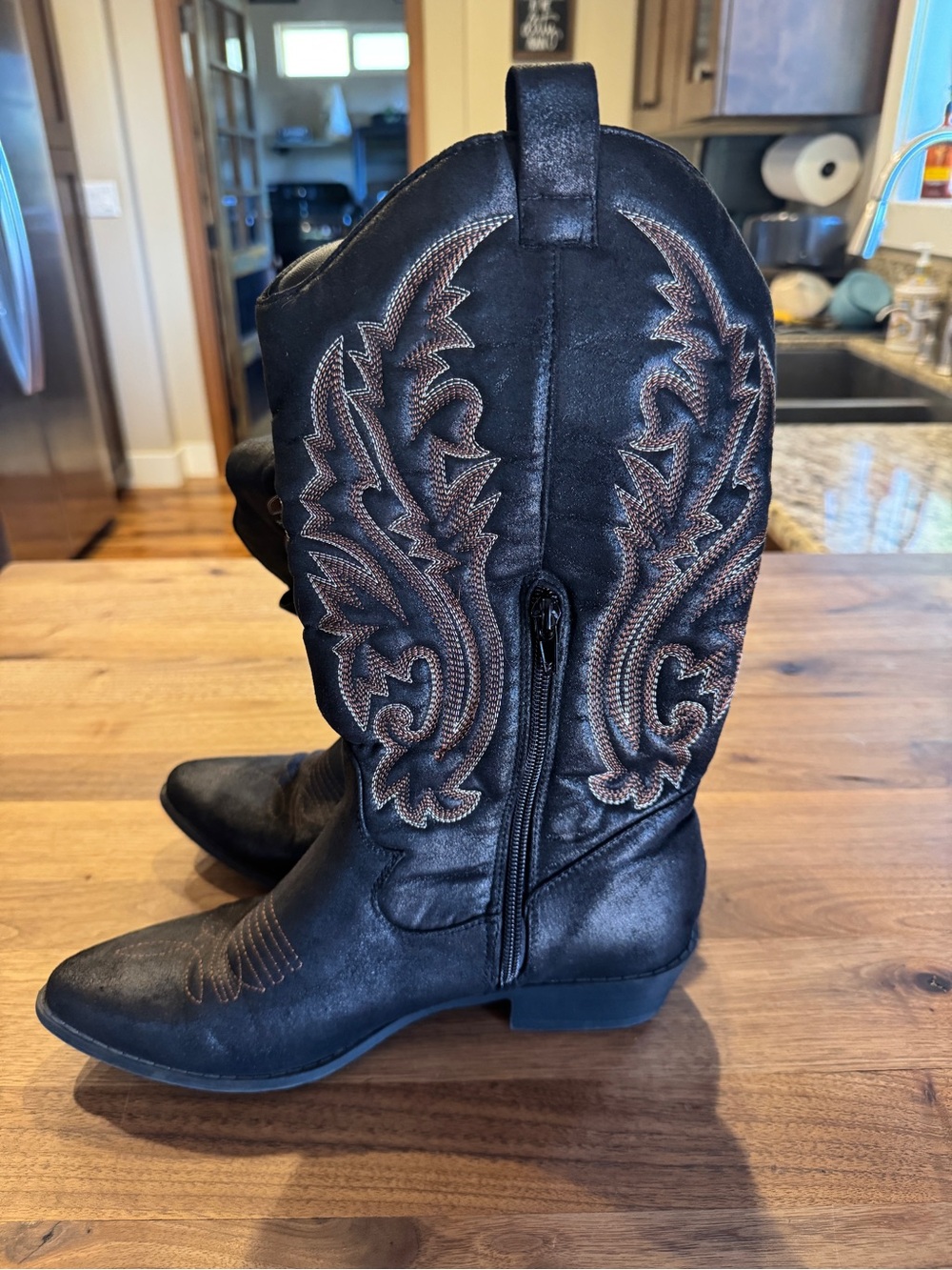 Black Western Embroidered Mid-Calf Boots